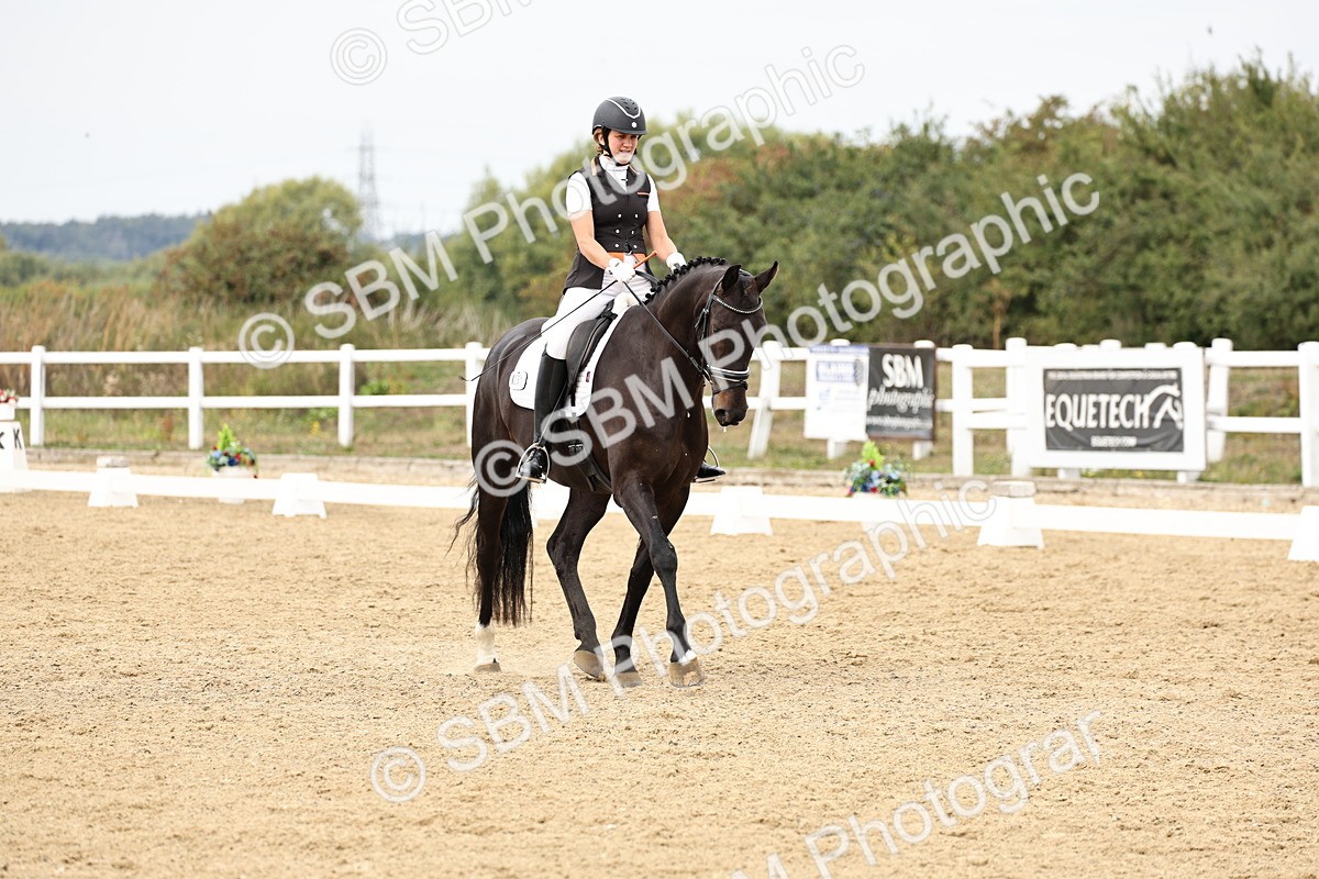 SBM_013259 - Class 3 - Novice 4 - 11.43-12.25