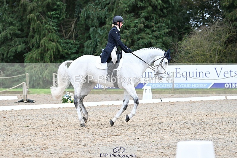 231019-164951-05432 - 072-CARROW.IROKO-Alice.England-DR