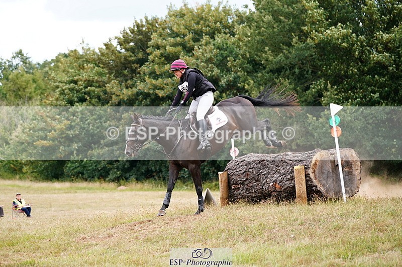 250802A-144108-05472 - F-251-Lizzie.Luxton-SHANNONDALE.LUIGI