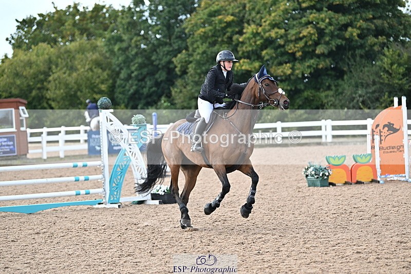 241004A-114416-01650 - Fri 08 85cm Amateur Quals