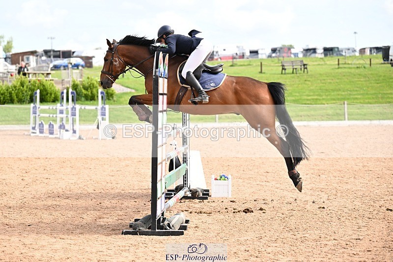 260507-101113-01419 - Cls 1 Snr Foxhunter