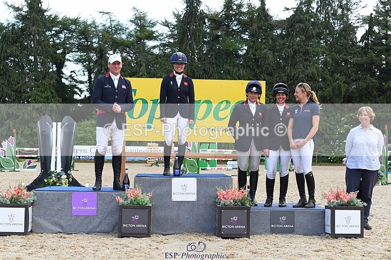 230528-161638-19322 - 4* Presentations