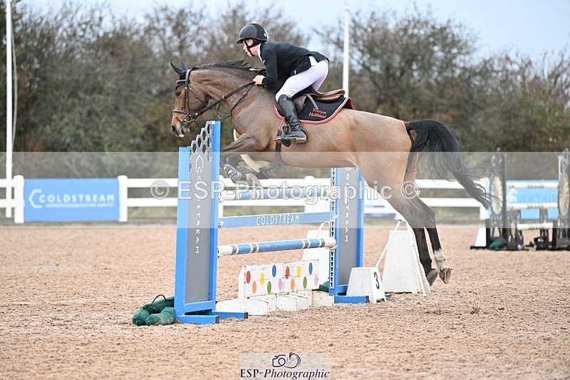 241206-135733-01028 - Cls 6 Foxhunter and 1.20m Open