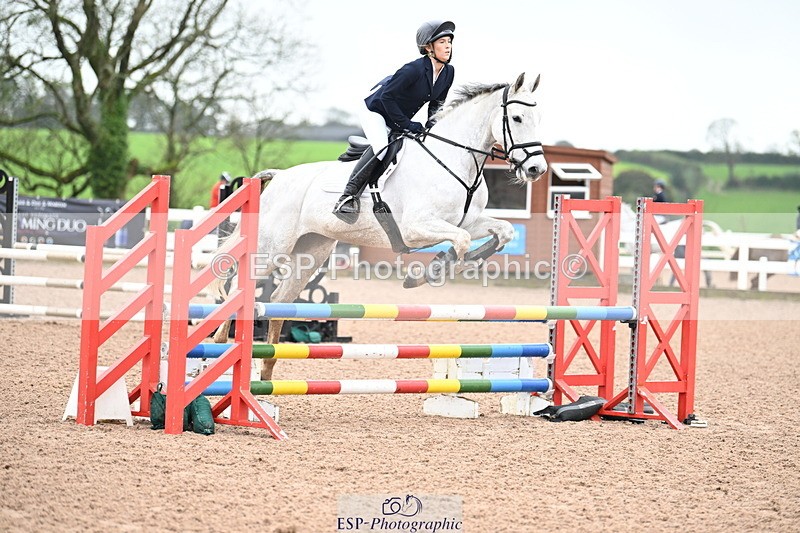 241023A-112355-00533 - Cls 1 British Novice and 90cm Open