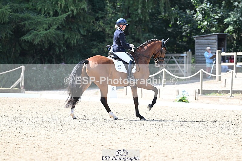 250810A-110839-05730 - 071-Abbie.NewburySeagry.Viceroy