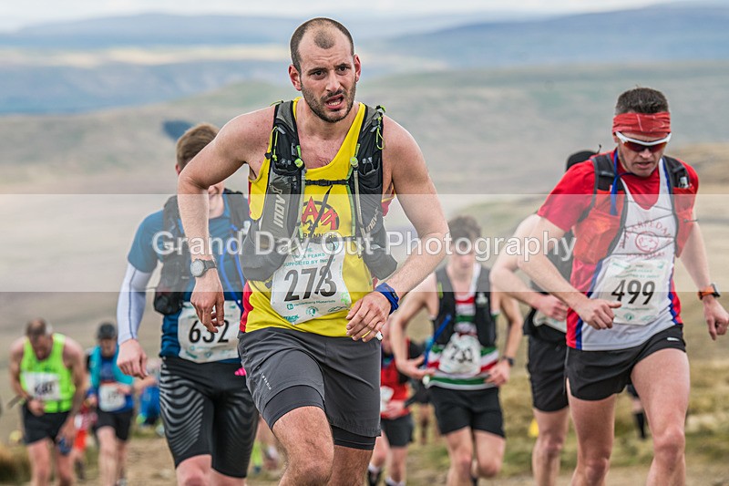 3 Peaks-414 - The 3 Peaks Race Saturday 27th April 2024