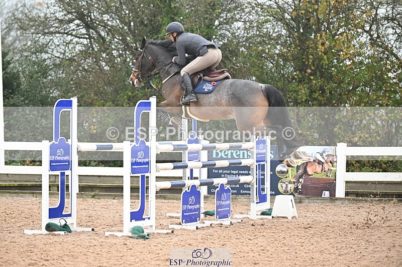 241102A-123431-04585 - SAT Cls 15 Foxhunter and 1.20m Open