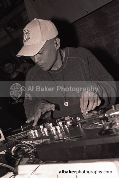 16 - DJ Q Bert @ Sankeys Soap 09.07.02