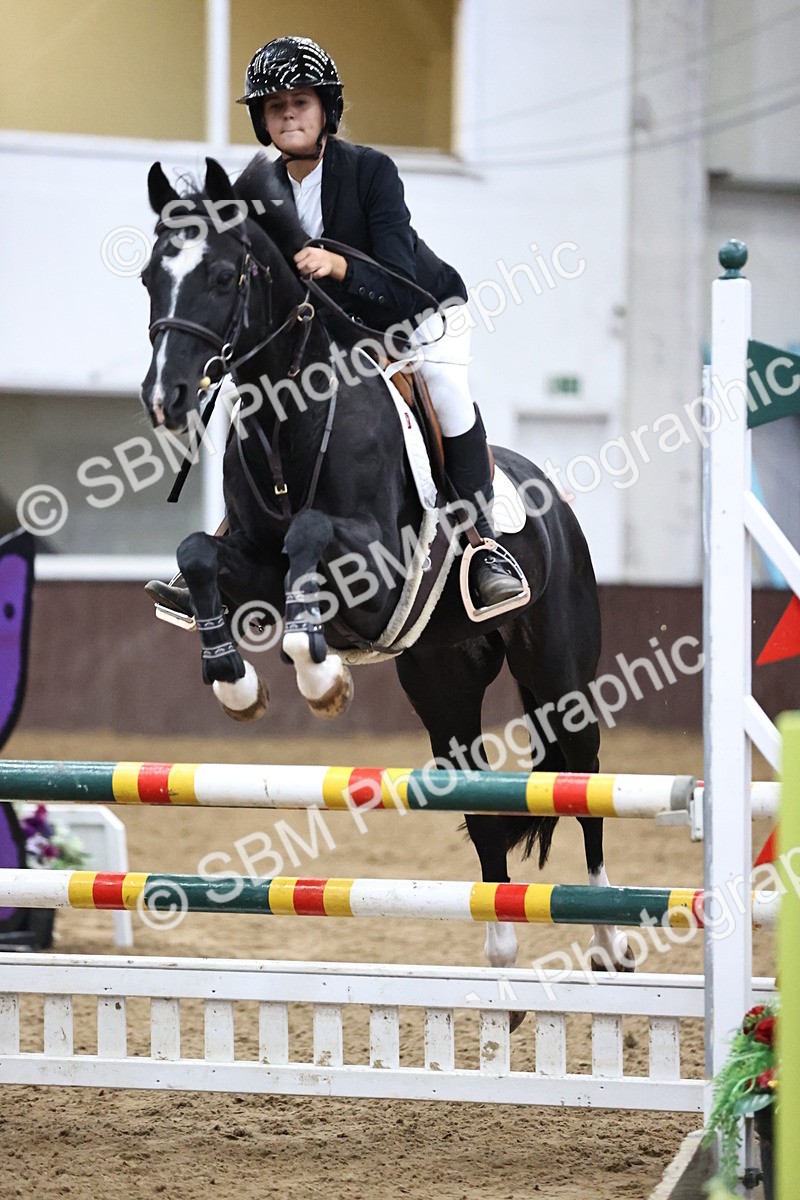 SBM_001146 - Class 5 - Blue Chip Pony Newcomers 1.00m Open