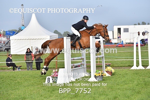 BPP_7752 - CLASS 6 Nisbets Fresh From The Farm & The Golf Inn 1.00m Amateur Championship