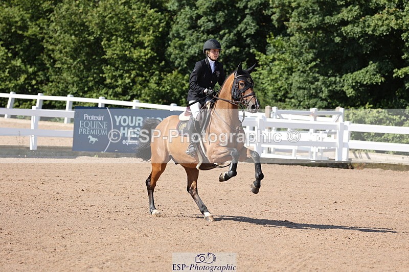 240718A-100220-03589 - Cls 29, YH 6 Yr Olds 1.20m