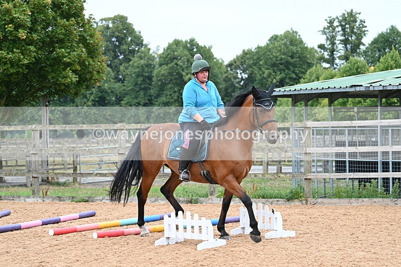 WJ7_8382 - Poles 11:00am