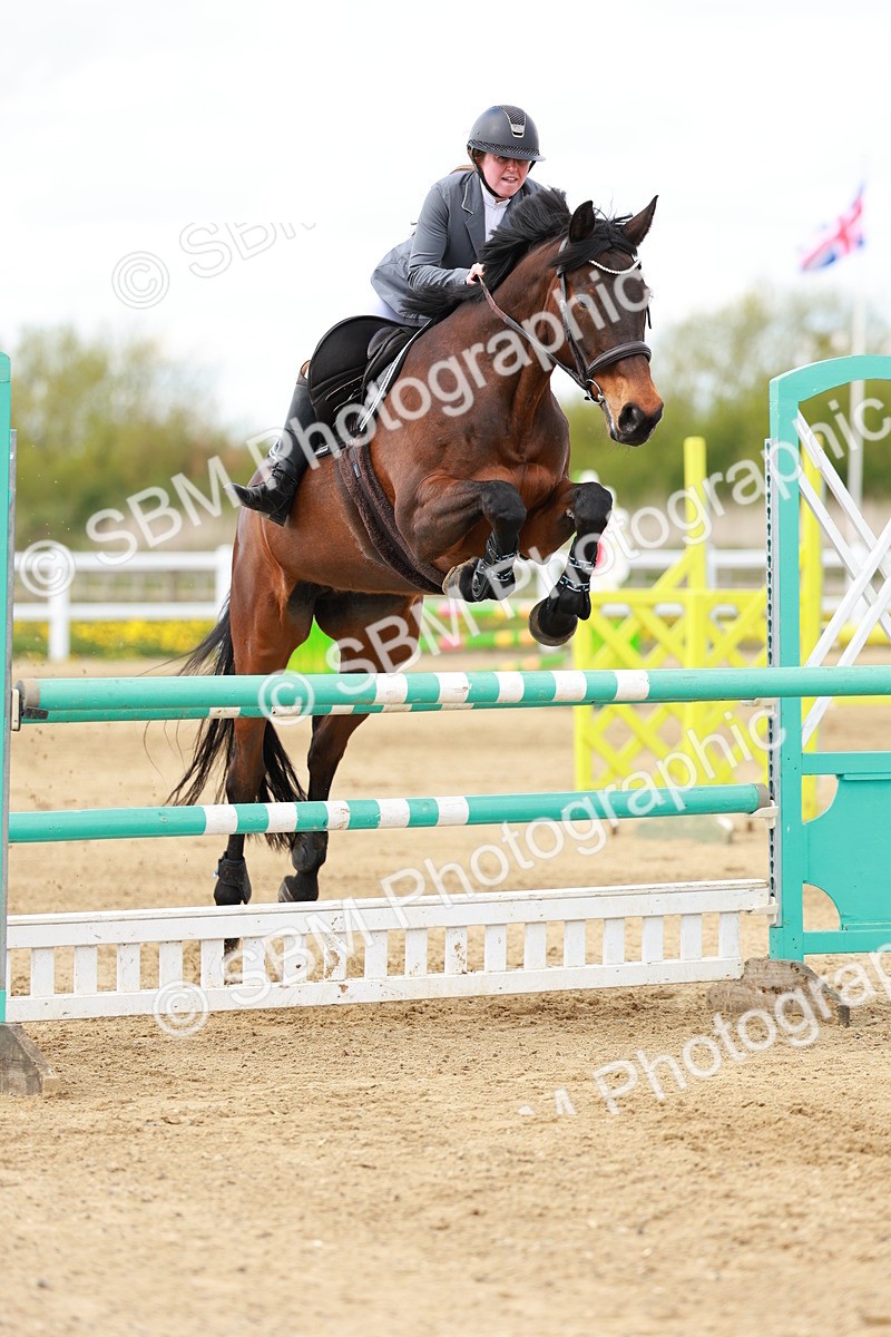 SBM_002033 - Class 4 - Senior Newcomers - 1.10m