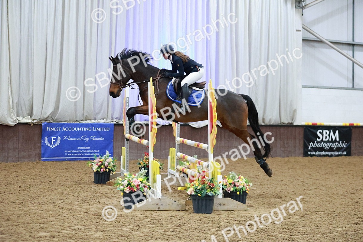 SBM_004579 - Class 17 - Senior Newcomers - 1.10m