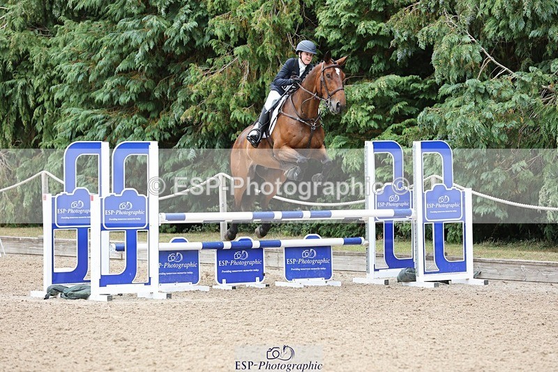 250803A-110950-10690 - L-526-Lucy.Woolams-ZATESS.CLASSIC