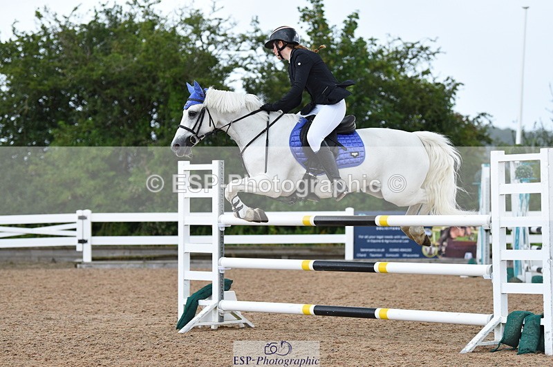 230715A-125246-01111 - Cls 4 Newcomers & 1m Open