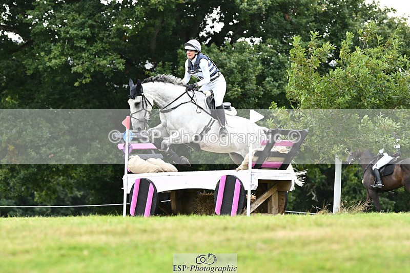 240825X-180505-38120 - 80cm XC 17.30 to End