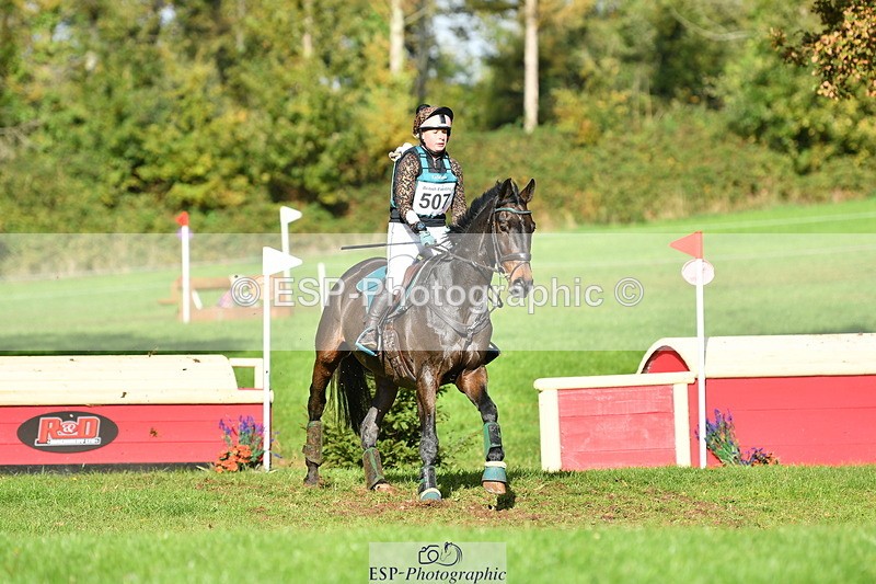 251025A-141812-21176 - G-507-Dominique.Kinnaird-Ainley