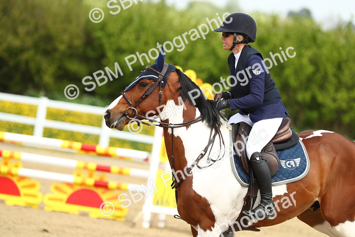 SBM_001193 - Class 4 - Senior Newcomers 1.10m