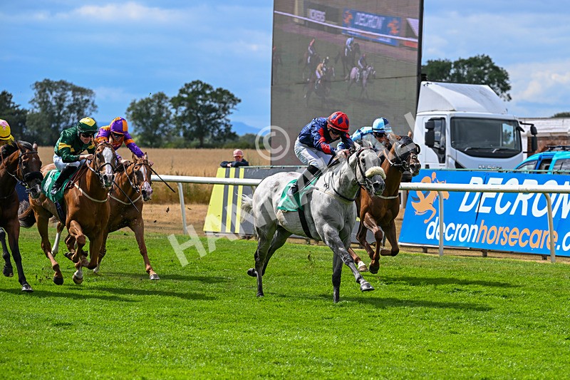 010826-Race 4-Accrual-2907 - Race 4 15.17pm Jordan Foy Memorial Handicap