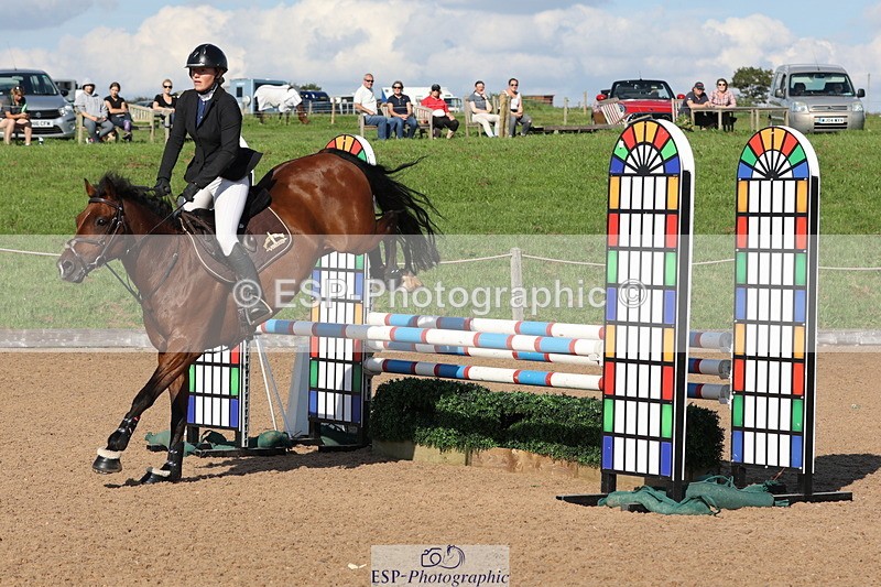 230915A-160117-03014 - Cls 6 Snr 1.05m Derby