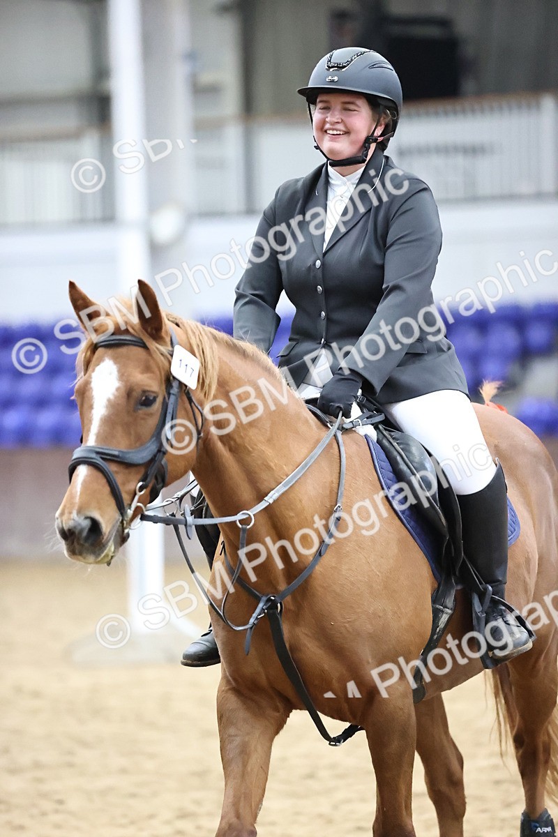 SBM_001449 - Class 5 - Henlow Veterinary Hospital 70cm