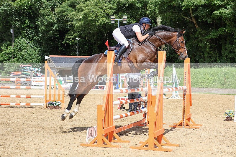 3E7A7488 - Class 8: Senior Newcomers/1.10m open