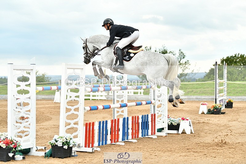 230720A-155650-04100 - Cls 9, 2 Star Big 1.40m Start to break