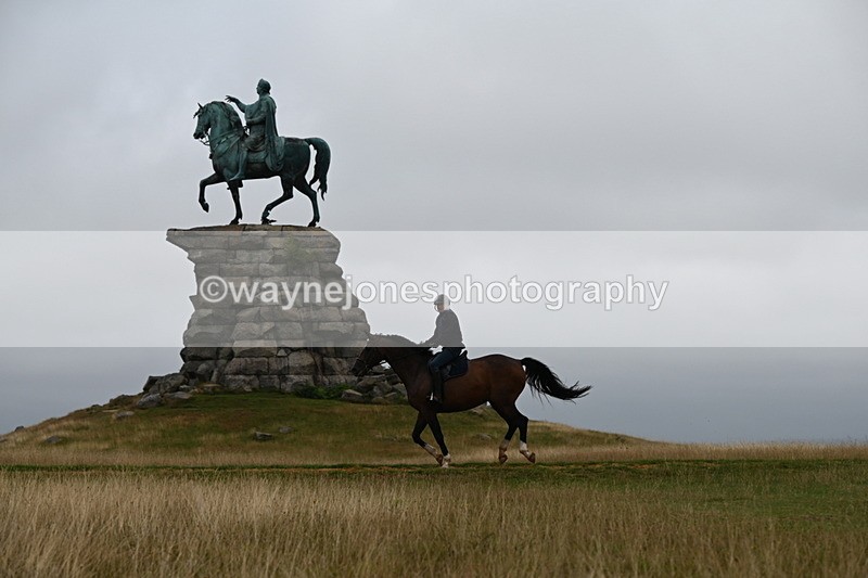 DSC_0294 - Time at Statue 09:51 to 10:54