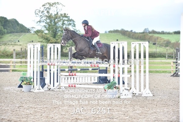JAC_6251 - CLASS 9 SAT Pony Foxhunter/ 1.10m Open