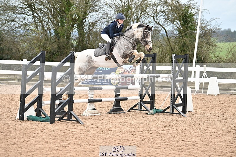 240309A-135323-01177 - Cls 9 Pony Foxhunter and 1.10m Open