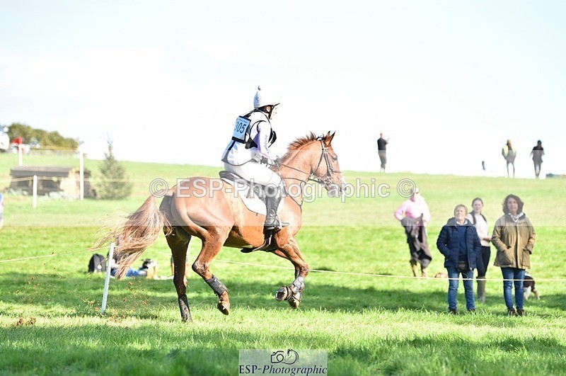 231022-144032-29256 - 305-CHILLI.KNIGHT-Gemma.Stevens-XC