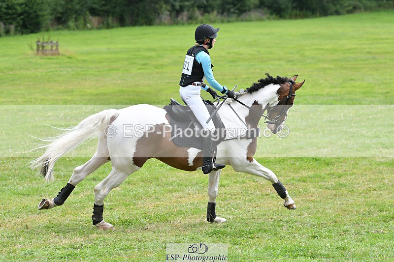 240804-124602-13559 - 501-Olivia_Elson-KINDRED_SPIRIT