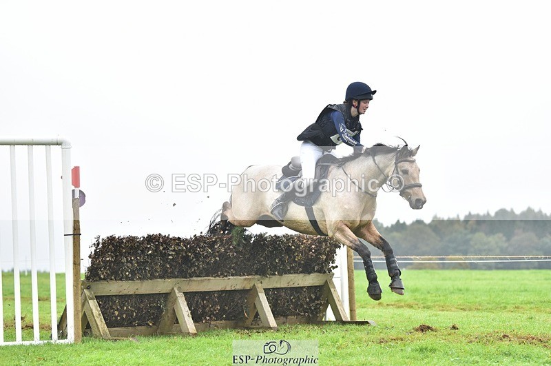 231021-103952-14378 - 661-MYSHALL.ROBBY-Poppy.Turriff-SC+XC