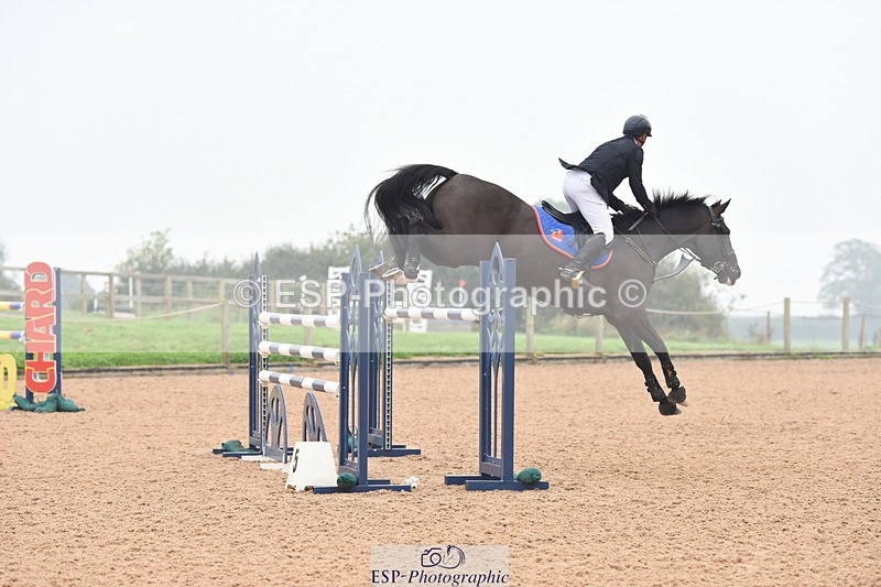 230916A-141406-05216 - Cls 17 National 1.40m