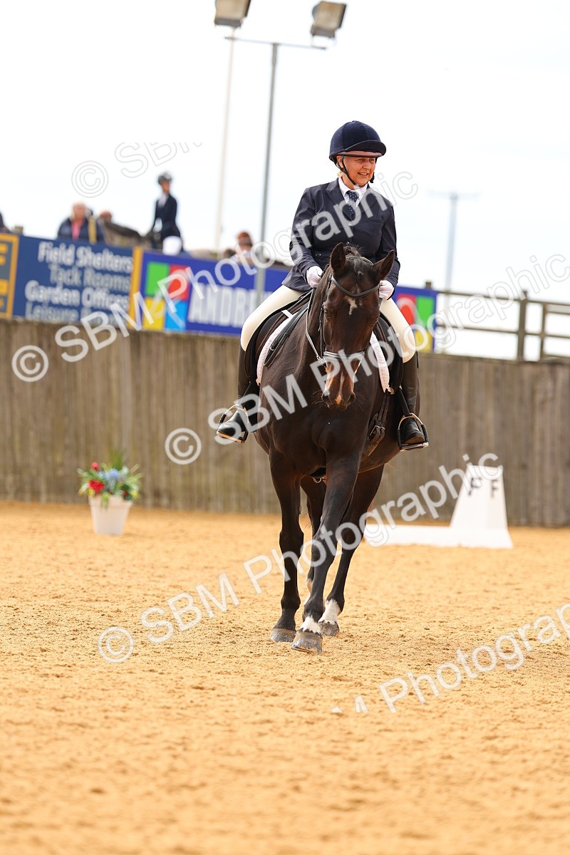 SBM_47344 - D6 - Small Tour Championship - Intro C