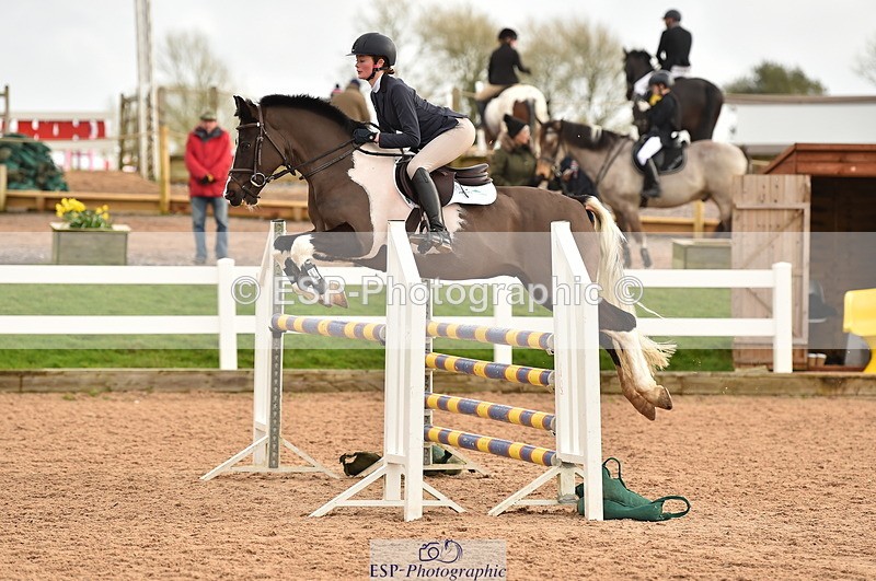 240210A-130656-01303 - Cls 9 Foxhunter & 1.10m Open