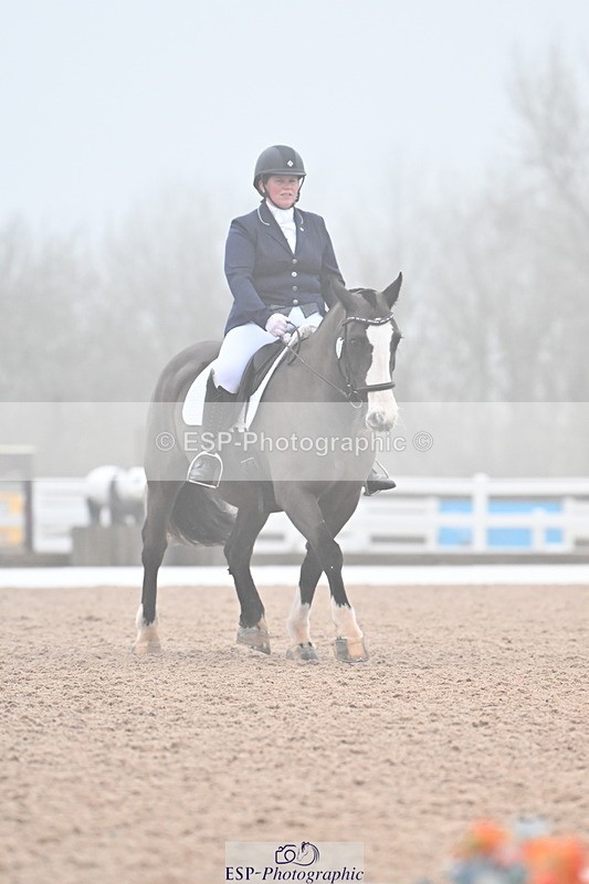 240217A-100542-00531 - 101-Chloe.Walton-La.Comtesse.Noire