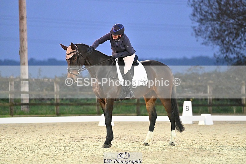 241103-165609-03443 - Novice 1 - 16.18 to 17.50