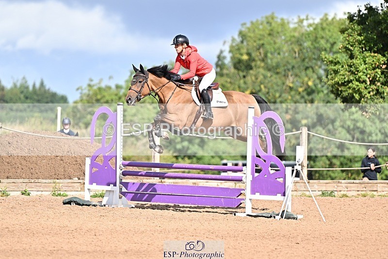 260819-103243-00067 - Cls 1 Clear Round