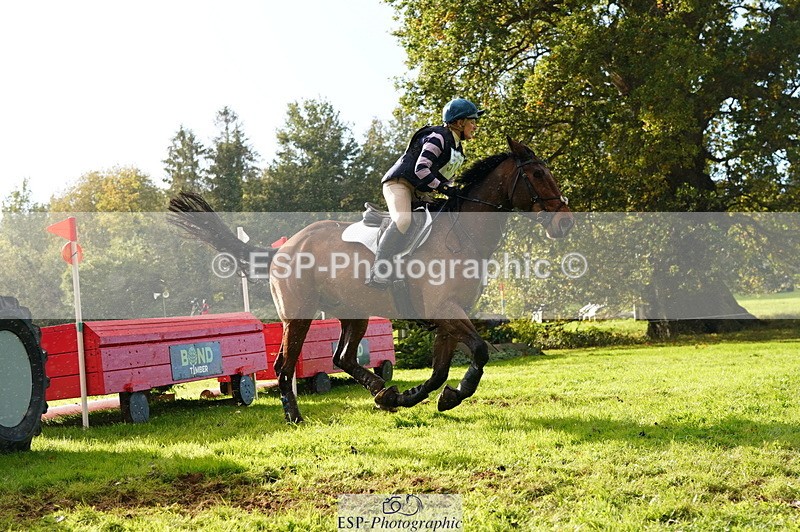 251025A-143036-21029 - G-514-Carolyn.Price With Trot Up