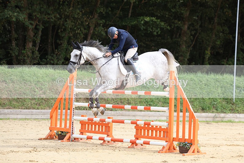 3E7A4584 - Class 9: Senior 1.30m open