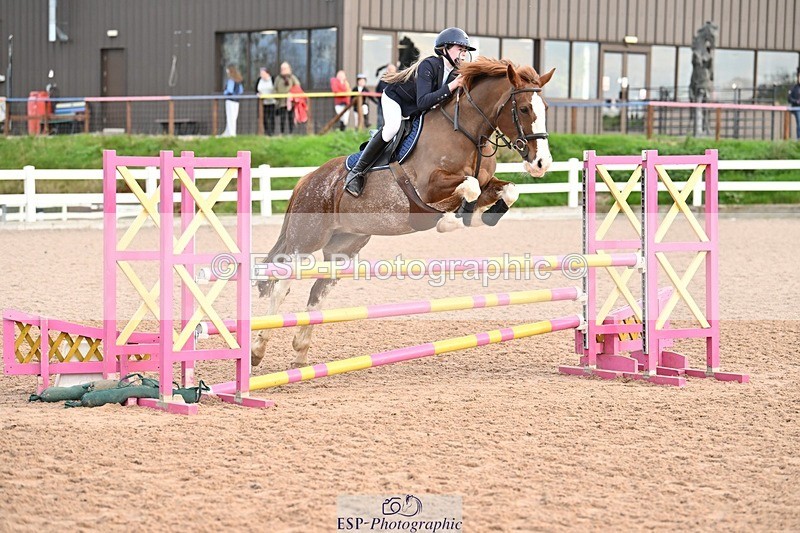 241117X-100606-03574 - Cls 09s Pony intro 90cm