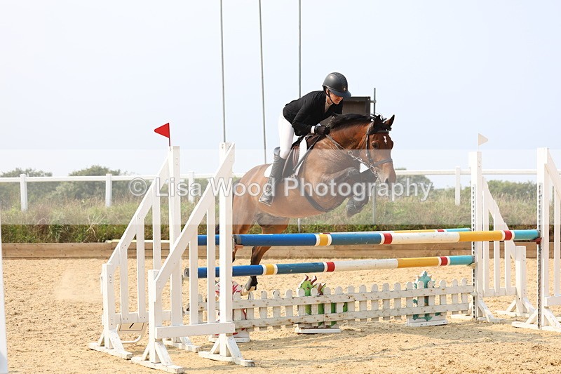 3E7A2323 - Class 7: Senior 1.05m