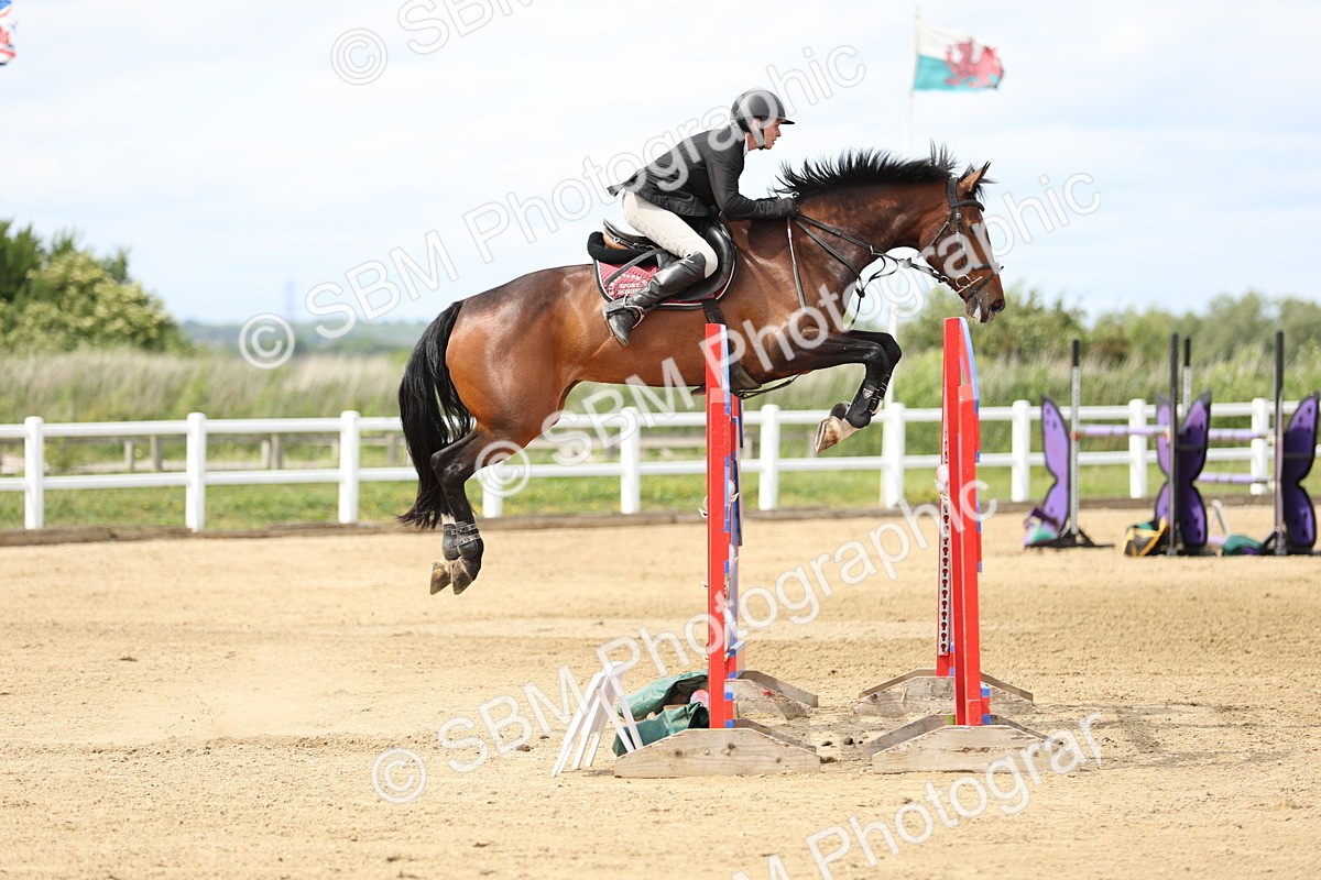 SBM_001183 - Class 5 - Senior Foxhunter - 1.20m