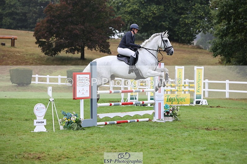 250830A-145313-07134 - Cls 16 Snr Newcomers and 1.10m Open