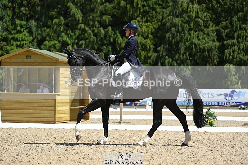 230526-140051-06881 - 480-FLOW_7-Mollie_Summerland-DR