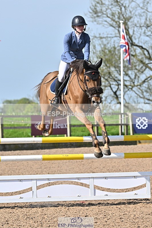 240509A-093413-00597 - Cls 8 Foxhunter