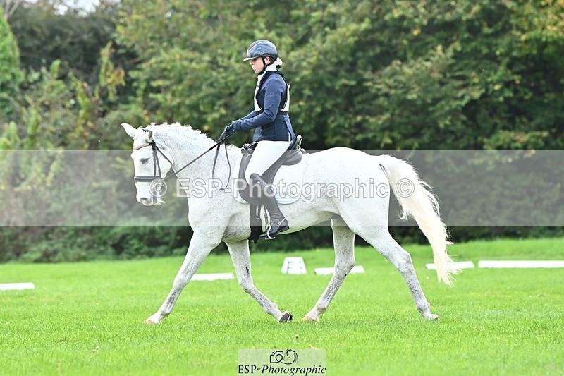 241024-115741-02564 - 321-Hannah.Underhill-DONBEG.GREY