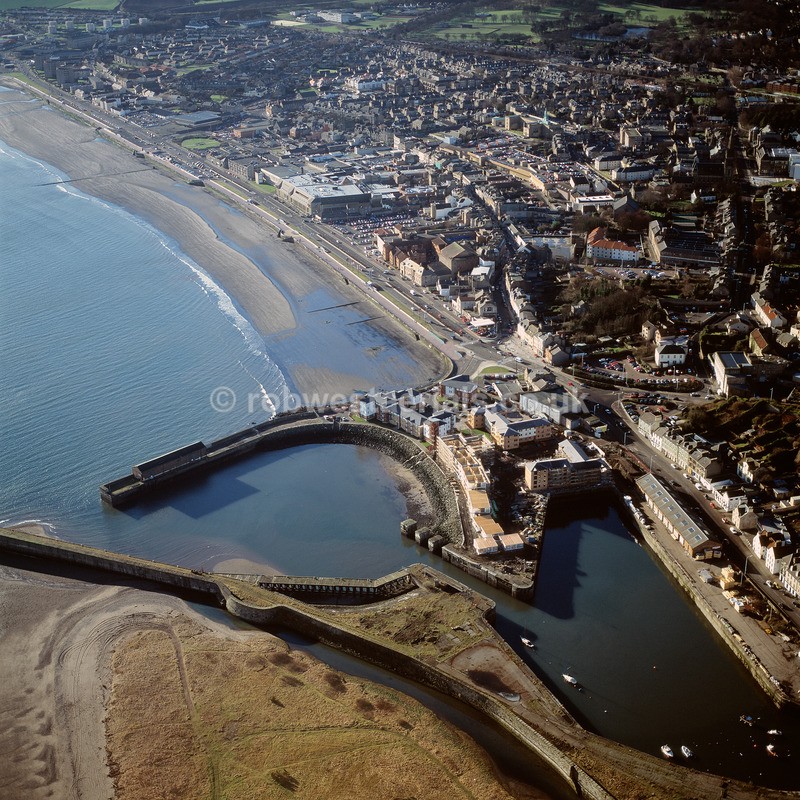 A00560E Kirkcaldy harbour - Settlements, infrastructure and attractions